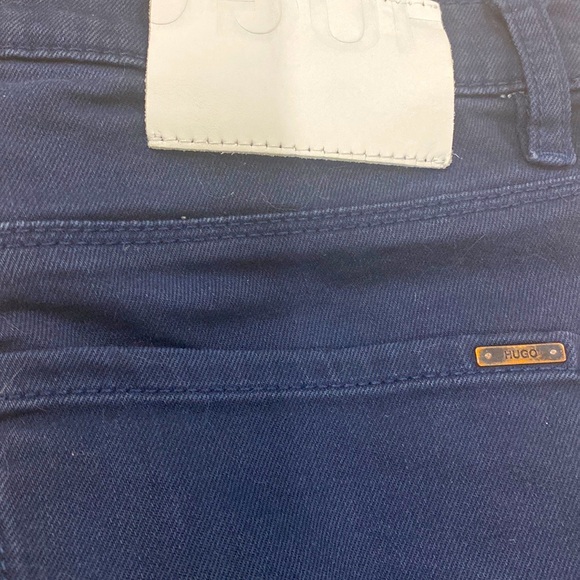 Men’s HUGO Boss slim fit navy blue/black jeans size 30 - Picture 2 of 8